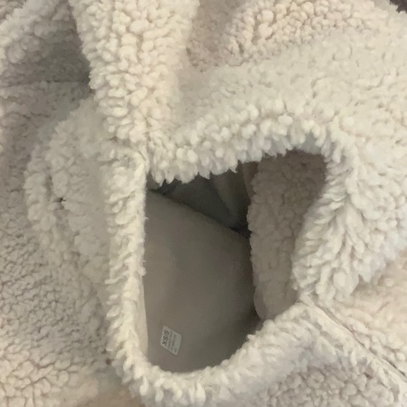 Lululemon Scuba Oversized Half-Zip Fleece Hoodie (Cream) - Picture 5 of 11